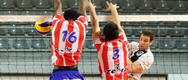 Voleibol: Esmoriz “conquista” permanência em Guimarães