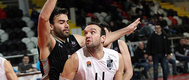 Basquetebol: Jogo entre Vitória e Ovarense foi adiado Basquetebol: Jogo entre Vitória e Ovarense foi adiado