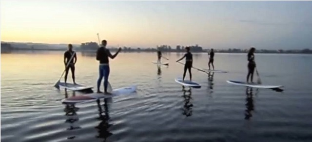 Já experimentou o Stand Up Paddle? Já experimentou o Stand Up Paddle?