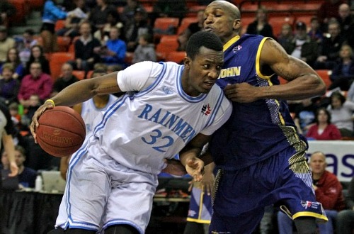 Basquetebol: Raven Barber reforça jogo interior da Ovarense Dolce Vita Basquetebol: Raven Barber reforça jogo interior da Ovarense Dolce Vita