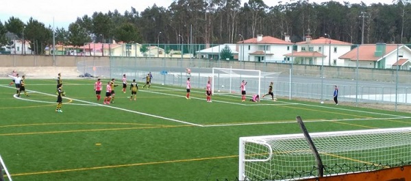 Futebol: Ovarense goleia em jornada sem surpresas Futebol: Ovarense goleia em jornada sem surpresas
