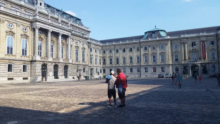 “Quadrado de Sonhos” em Budapeste (c/vídeo) “Quadrado de Sonhos” em Budapeste (c/vídeo)