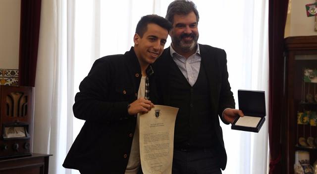Fernando Daniel recebido como “um herói” Fernando Daniel recebido como “um herói”