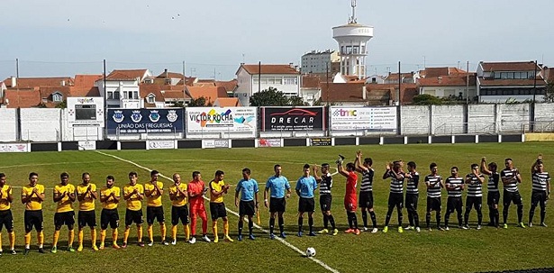 Futebol: Ovarense sofre goleada caseira do Lourosa (1-6) Futebol: Ovarense sofre goleada caseira do Lourosa (1-6)