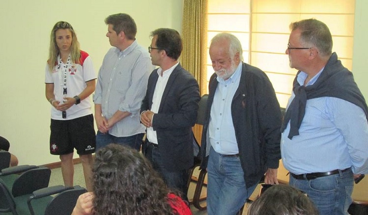 Futebol: Ovarense garante Liga Allianz e festeja na junta