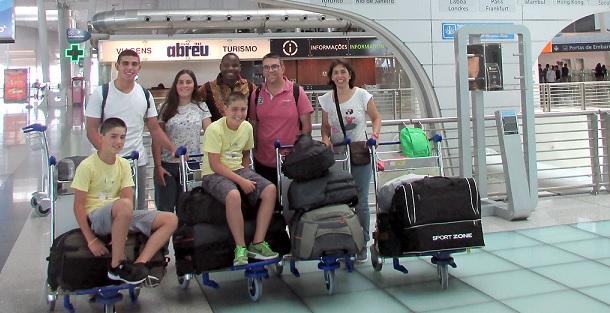 Família do Furadouro ruma a Moçambique para passar Agosto com missionários Família do Furadouro ruma a Moçambique para passar Agosto com missionários