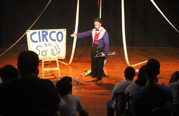 O circo está de regresso à praia O circo está de regresso à praia