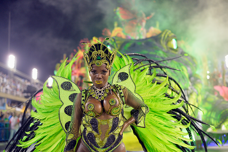 "Noite Branca" vai vibrar ao som do samba