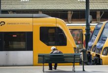 Revisores e trabalhadores das bilheteiras da CP em greve no dia 30 de outubro
