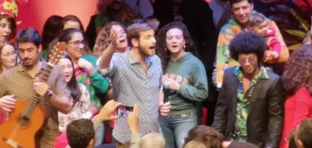 Tiago Nacarato canta o hino do Carnaval de Estarreja (c/vídeo) Tiago Nacarato canta o hino do Carnaval de Estarreja (c/vídeo)