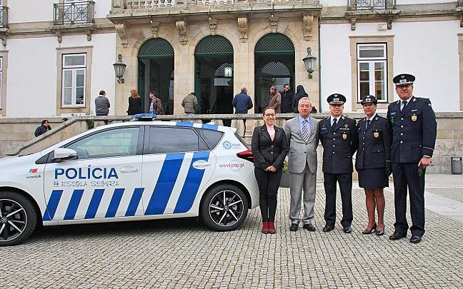 Câmara compra viatura para oferecer à PSP Câmara compra viatura para oferecer à PSP