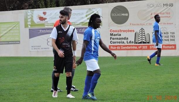 Vitinha reforça ataque da Ovarense Vitinha reforça ataque da Ovarense