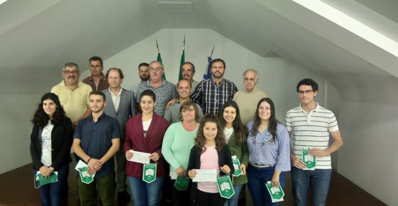 Associação de antigos alunos atribui bolsas de estudo Associação de antigos alunos atribui bolsas de estudo