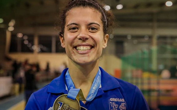 Jennifer Gomes é Campeã Nacional de Pentatlo em Pista Coberta Jennifer Gomes é Campeã Nacional de Pentatlo em Pista Coberta