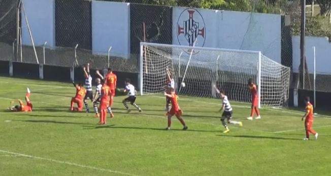 Taça: Ovarense eliminada no prolongamento Taça: Ovarense eliminada no prolongamento