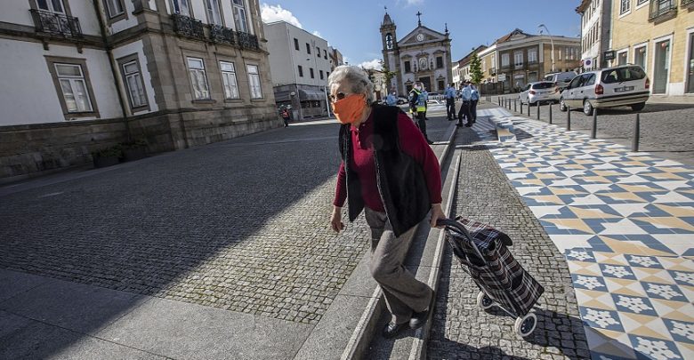Vêm aí mais restrições à circulação. Estas são as 15 excepções Vêm aí mais restrições à circulação. Estas são as 15 excepções