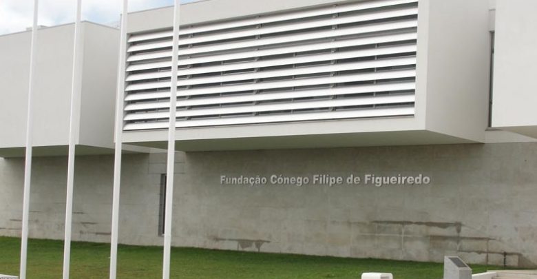 Mais de 40 casos activos em dois surtos em lares de Estarreja Mais de 40 casos activos em dois surtos em lares de Estarreja