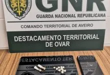 Detidos em Ovar jovens suspeitos de assaltos violentos em Estarreja Detidos em Ovar jovens suspeitos de assaltos violentos em Estarreja