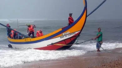 Um barco, um símbolo de uma classe de pescadores – Por Florindo Pinto