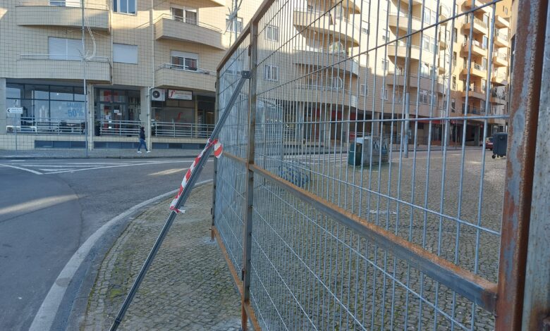 Adeus vedações, até para o ano! Adeus vedações, até para o ano!
