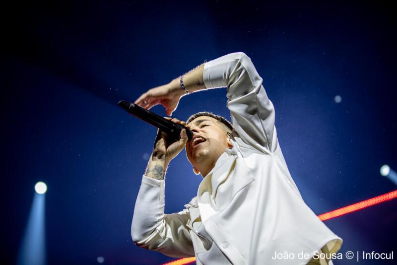 Fernando Daniel anuncia datas da primeira digressão internacional