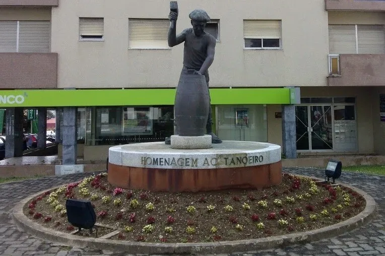 Homenagem ao Homem Tanoeiro - Por Florindo Pinto