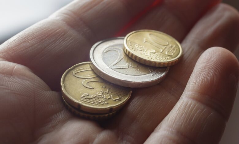 Traficante tinha 4.200 Euros em moedas em casa Traficante tinha 4.200 Euros em moedas em casa