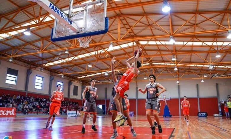 Jovens vareiros nas selecções juvenis de Aveiro Jovens vareiros nas selecções juvenis de Aveiro