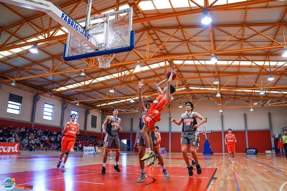 Jovens vareiros nas selecções juvenis de Aveiro