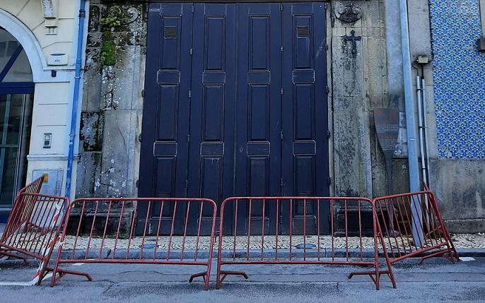 Fachada da capela dos Passos caiu por "escassez de manutenção” - Câmara Municipal