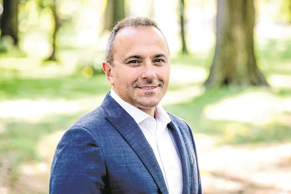 Primeiro `mayor` luso-americano em Nova Iorque é de Veiros