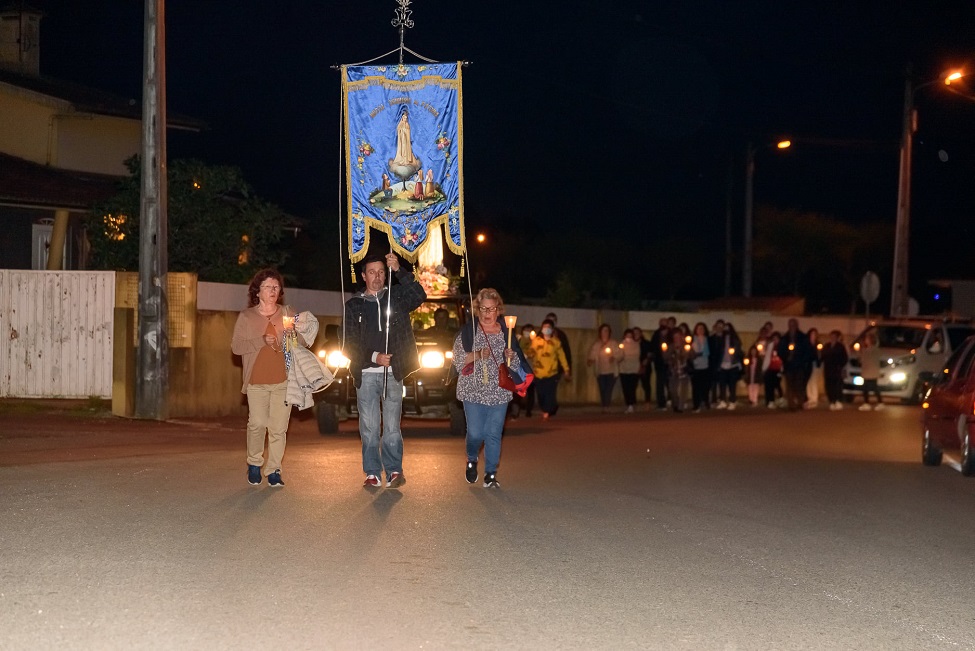 Procissão das velas volta às ruas de Válega