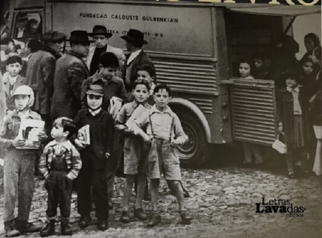Homens Livro traz a memória das bibliotecas itinerantes da Fundação Calouste Gulbenkian