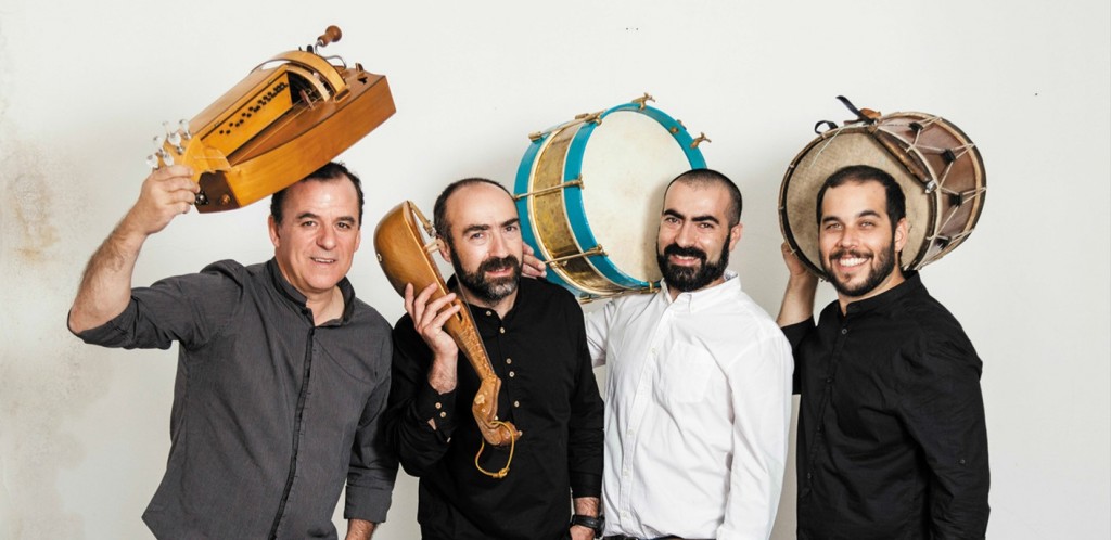 Galandum Galundaina com 20 instrumentos em palco para divulgar tradição e modernidade em Mirandês