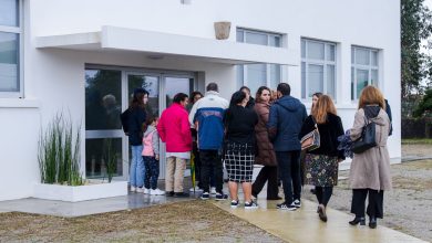Estratégia Local de Habitação entrega cinco casas a famílias carenciadas