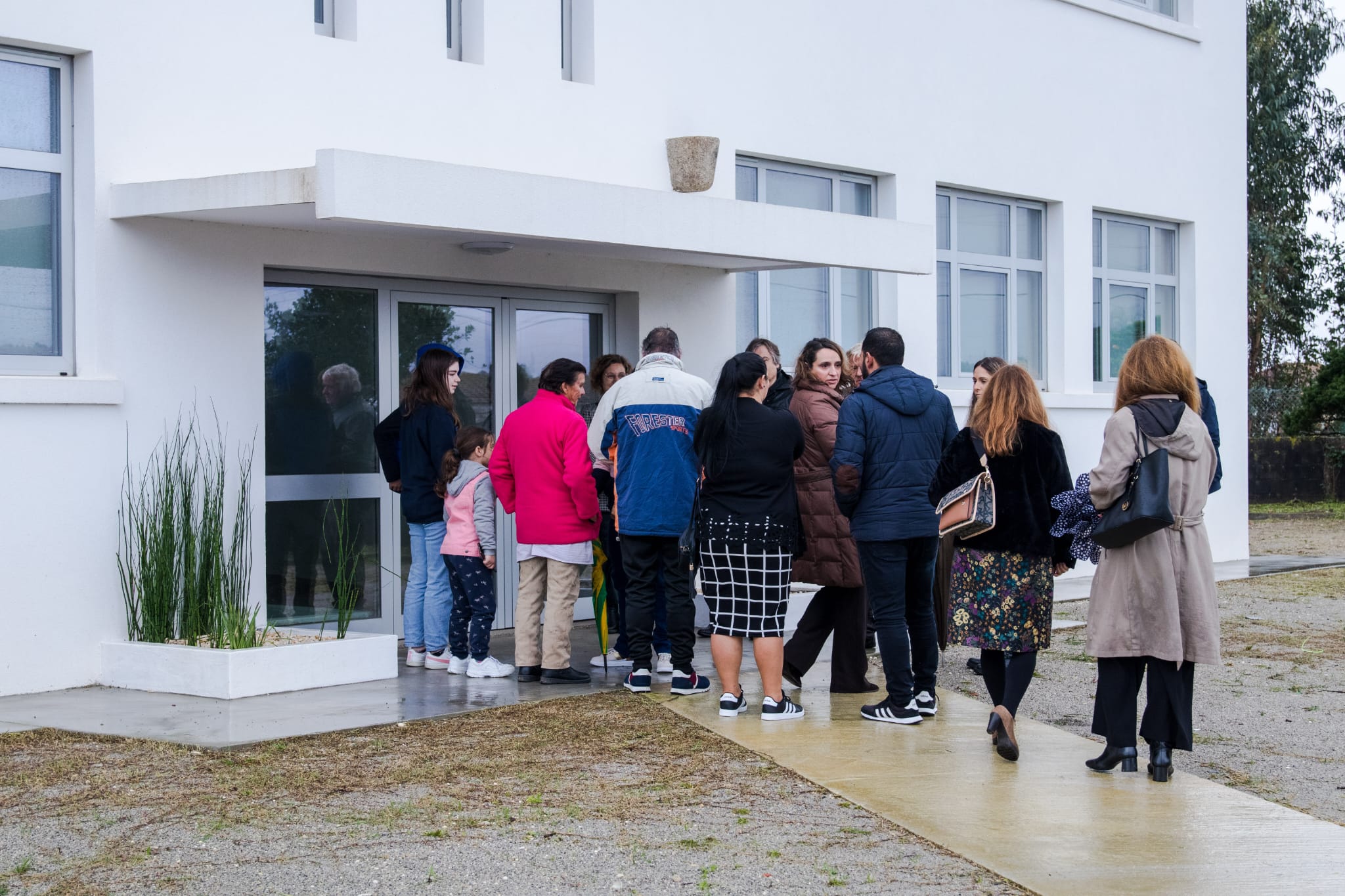 Estratégia Local de Habitação entrega cinco casas às famílias