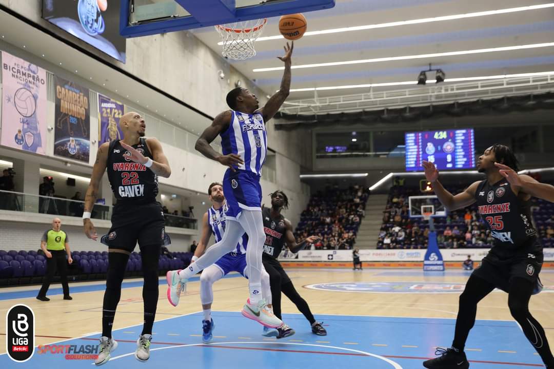 Vareiros derrotados no Dragão