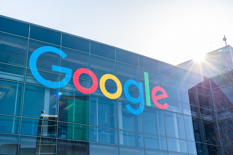 Google compromete-se a melhorar estes serviços na Europa