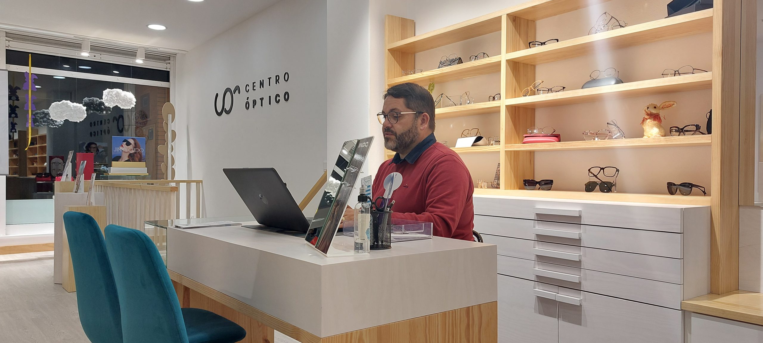 Centro Óptico de Ovar: "Não há Amor como o primeiro"