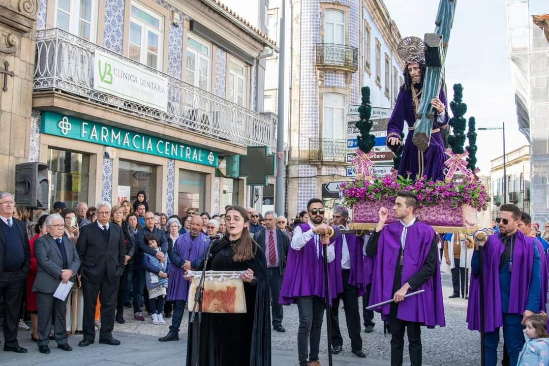 Procissão dos Passos saiu à rua