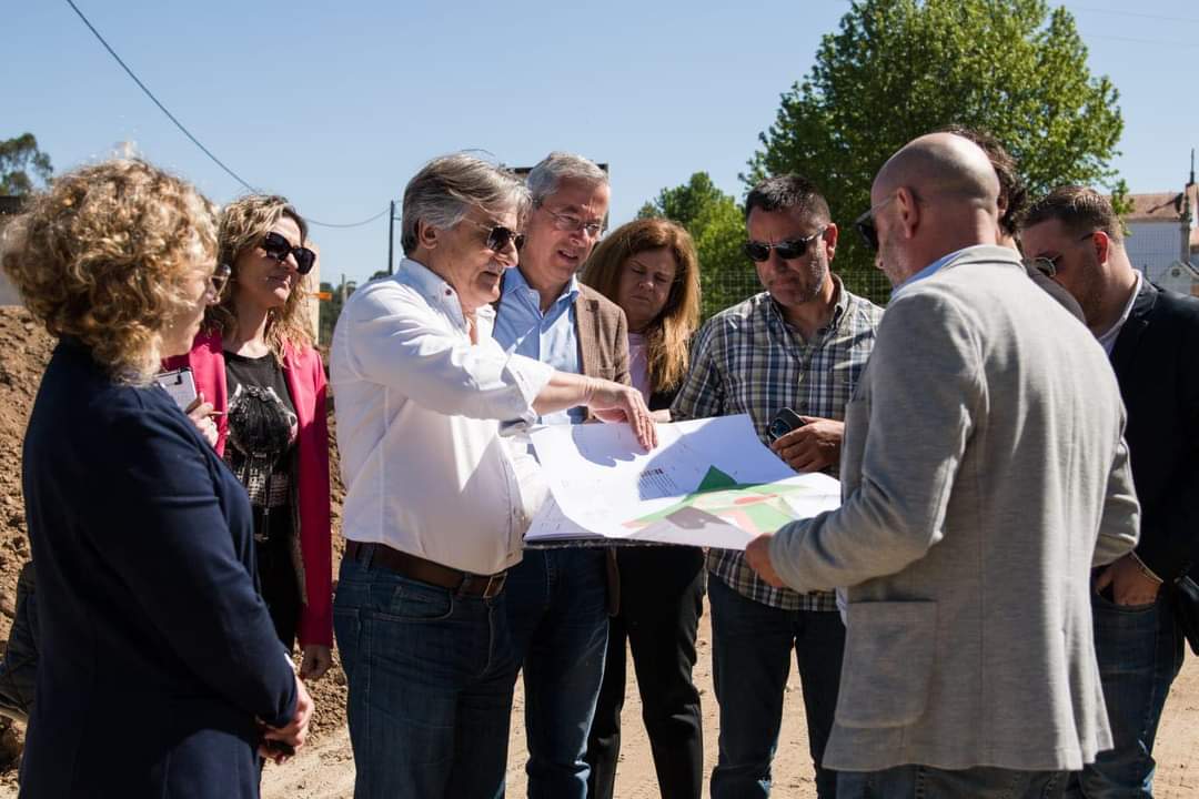 Executivo municipal visita obras em curso em SV de Pereira