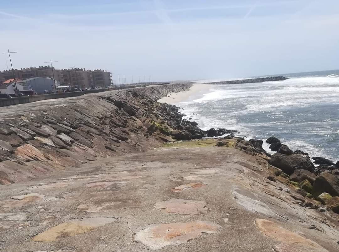 Furadouro: "Surfista" impede mulher de cometer suicídio