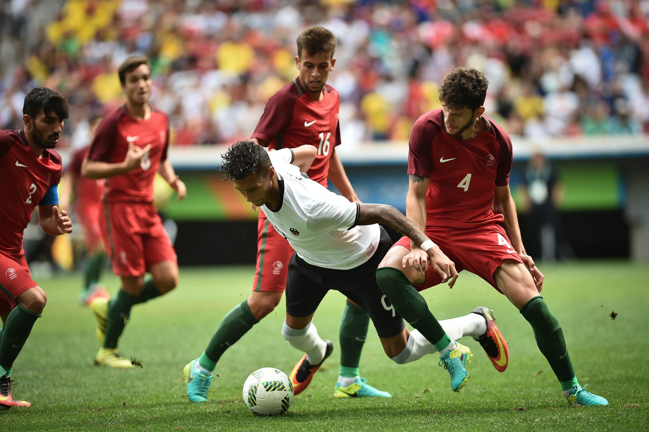 Futebol em Portugal: Muito além de um desporto