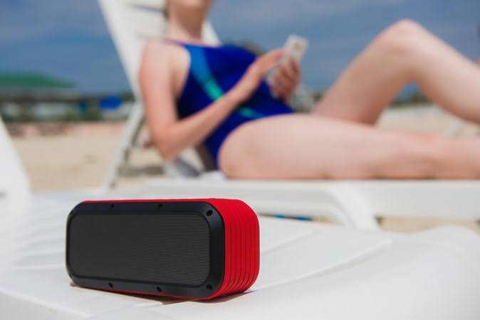 Quem ouvir música aos altos berros na praia pode ser multado até 4.000€
