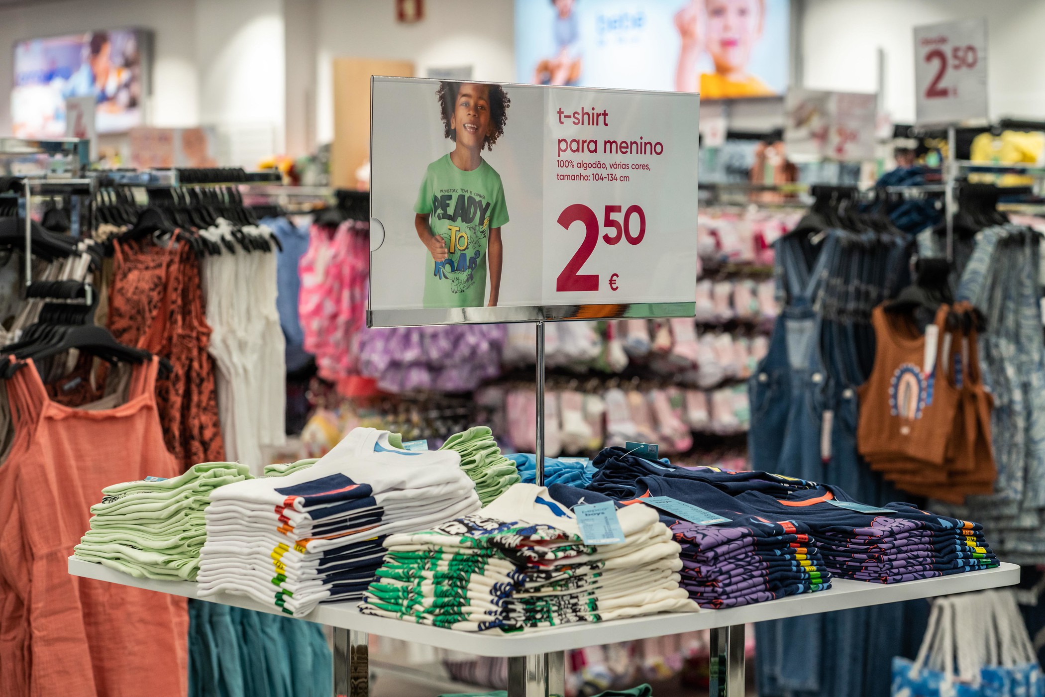 Rival da Primark está a contratar para Ovar