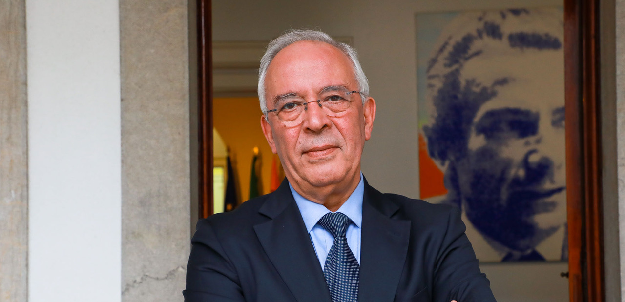 Várias personalidades discutem a Universidade