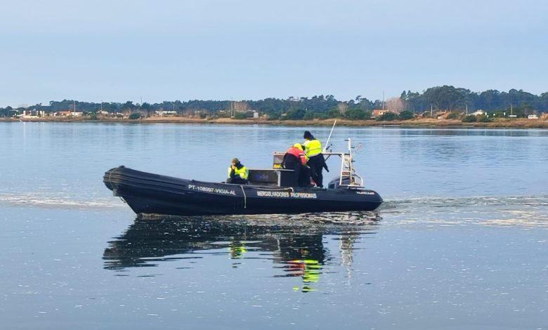 Buscas na Ria de Aveiro pela grávida desaparecida da Murtosa Buscas na Ria de Aveiro pela grávida desaparecida da Murtosa