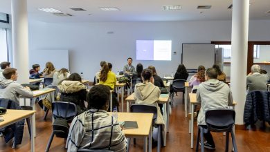 Jovens aprendem literacia financeira para o mercado de trabalho