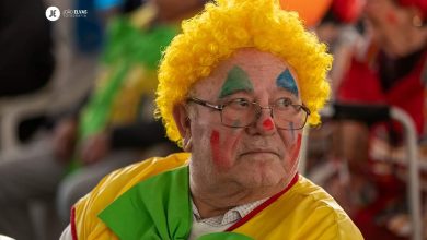 A brincar (ao Carnaval) é que a gente se entende