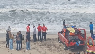Surfista em dificuldade resgatado no mar do Furadouro [ver vídeo]